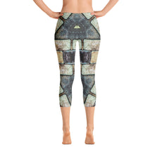 Load image into Gallery viewer, Capri Leggings Stone power