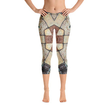 Load image into Gallery viewer, Capri Leggings Stone power